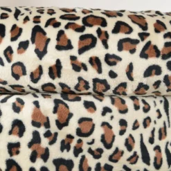 Tissu doudou motif léopard fond écru - OEKO TEX