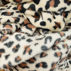 Tissu doudou motif léopard fond écru - OEKO TEX