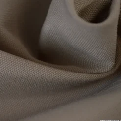 Tissu extérieur polypro taupe.