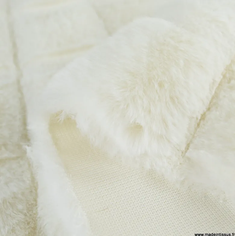 Tissu fausse fourrure carreau Pelissa - Blanc cassé