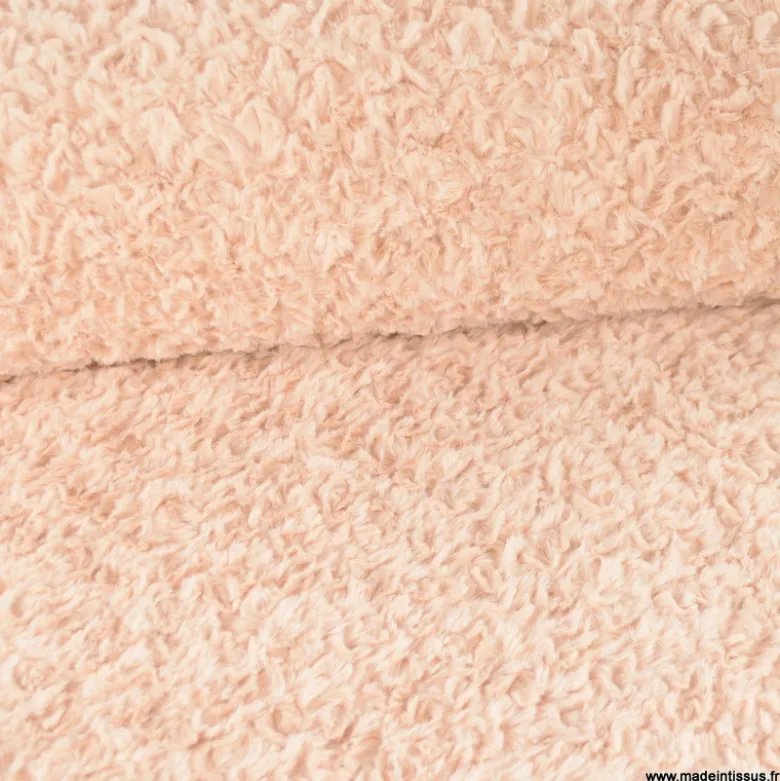 Tissu fausse fourrure rose poudré