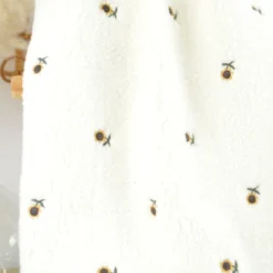 Tissu Fausse Fourrure Sherpa brodée tournesols - Ecru