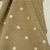 Tissu Fausse Fourrure Sherpa brodée fleurs - Taupe