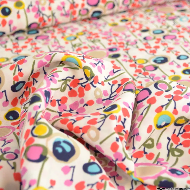 Tissu fluide fleuri fond blanc cassé