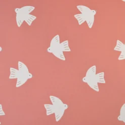 Tissu French Terry coton – Motif oiseaux fond rose corail - OEKO TEX