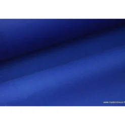 Tissu Gabardine enduite étanche bleu royal.