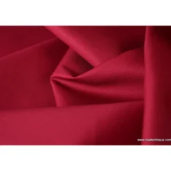 Tissu Gabardine enduite étanche rouge hermès.