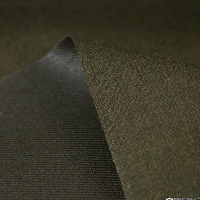 Tissu gabardine polyester viscose enduite étanche bronze