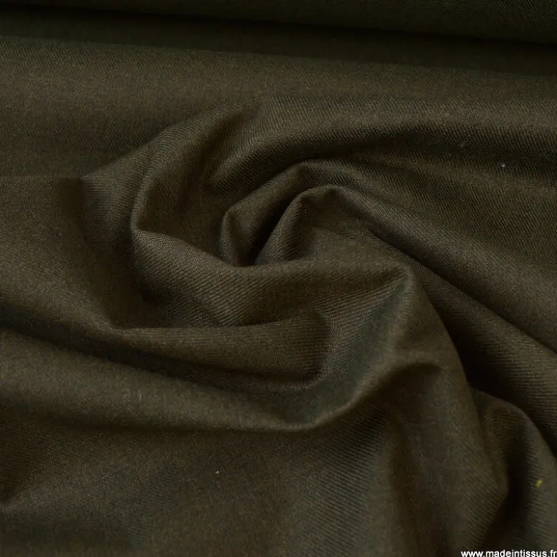 Tissu gabardine polyester viscose enduite étanche bronze