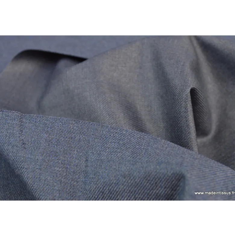 Tissu gabardine polyester viscose enduite étanche jean.