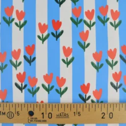 Tissu imperméable Tulipes type ciré de pluie motif fleurs et rayures