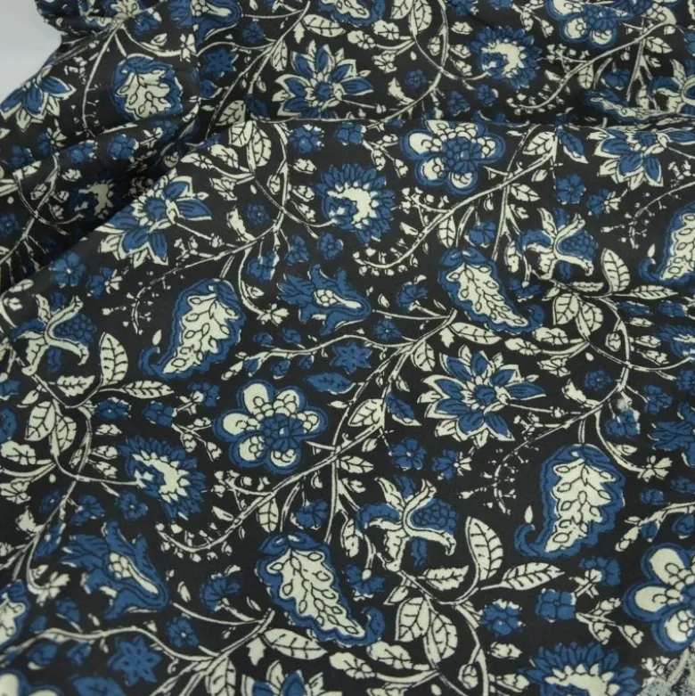 Tissu Indien Block Print Balaram motif fleurs fond noir