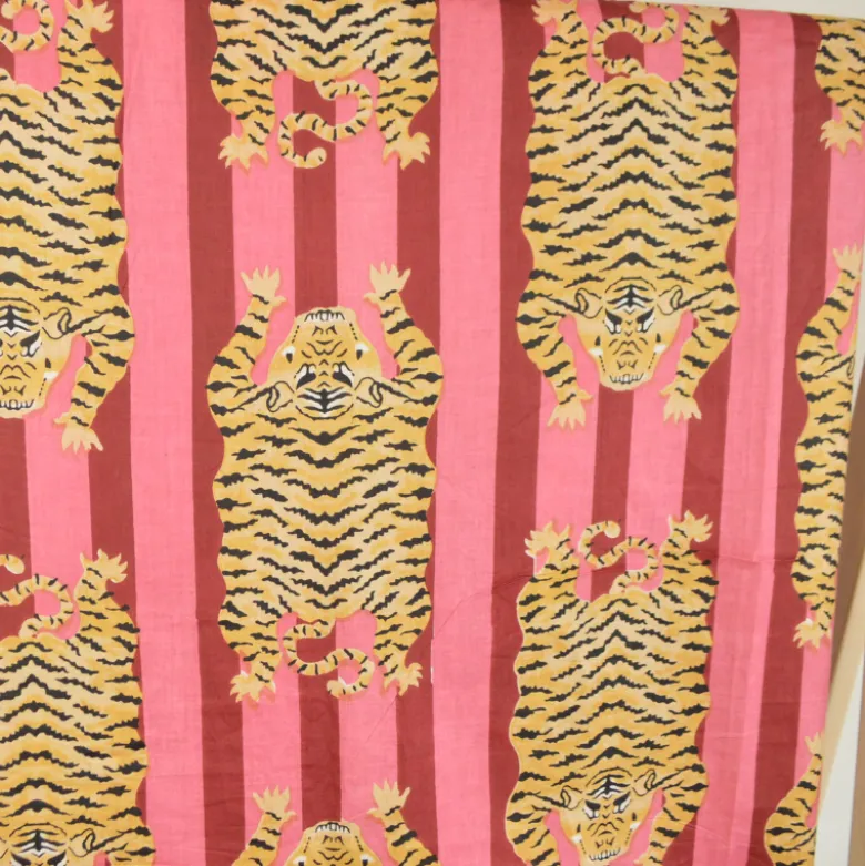 Tissu Indien Block Tigres - rose et lie de vin