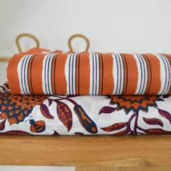 Tissu indien en voile de coton Mandawa – Motif fleurs Cognac