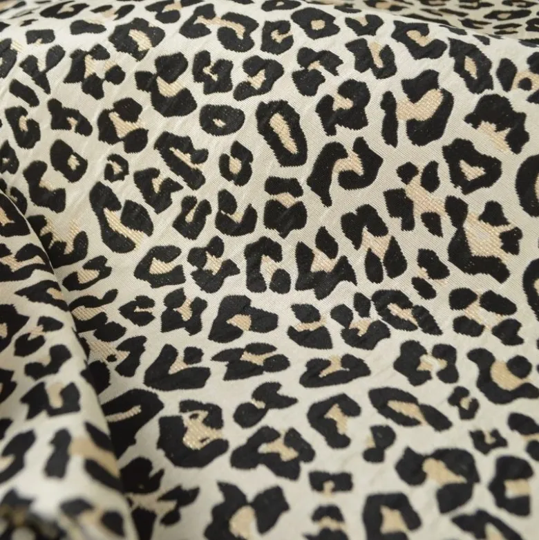 Tissu jacquard Habillement Leopard Lurex beige et Noir