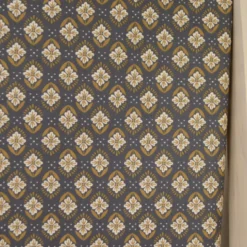 Tissu Jayco coton motif fleurs indiennes anthracite et Havane - OEKO TEX