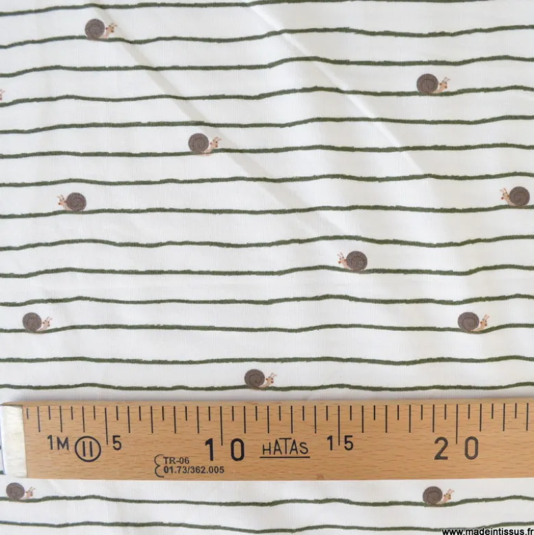 Tissu jersey enfant à motif rayures et escargots fond blanc cassé - OEKO TEX