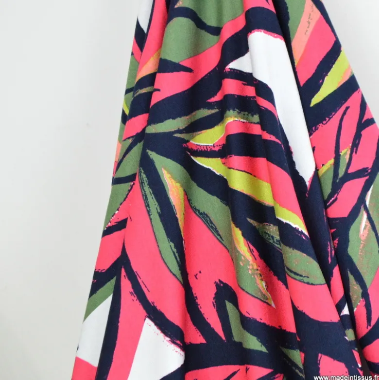 Tissu jersey viscose motif grandes feuilles Rose fuchsia