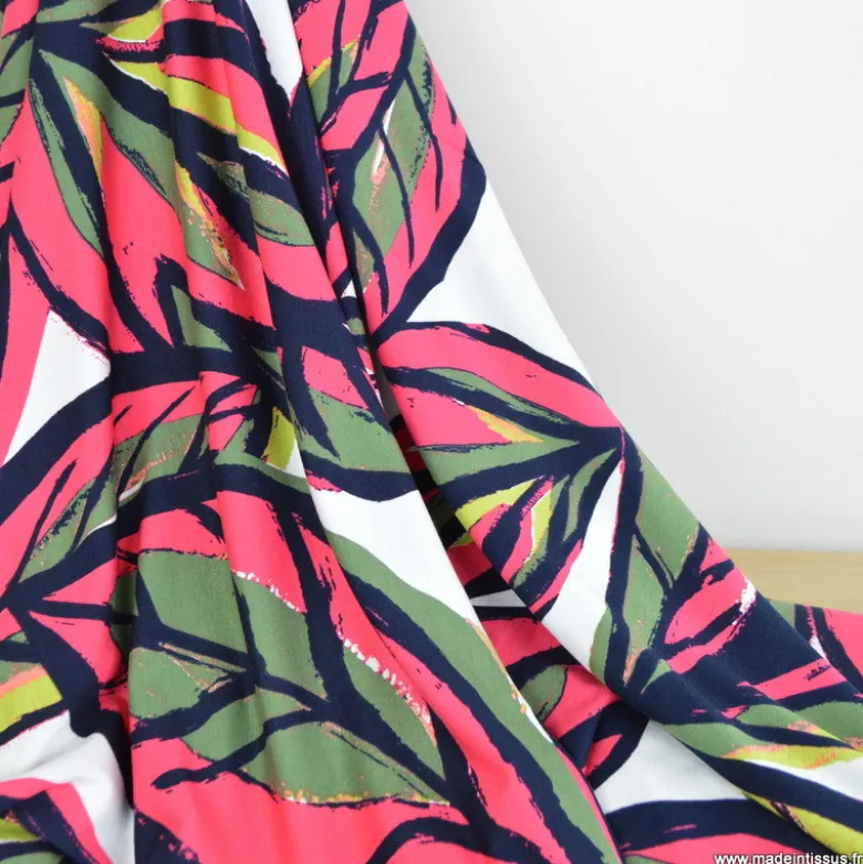Tissu jersey viscose motif grandes feuilles Rose fuchsia