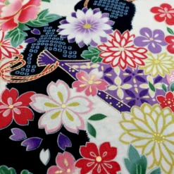 Tissu Kokka fleurs et tambours traditionnelles fond Noir 