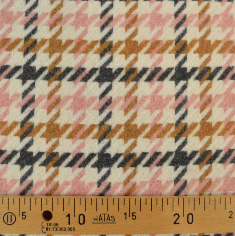 Tissu lainage pied de poule rose et camel fond écru