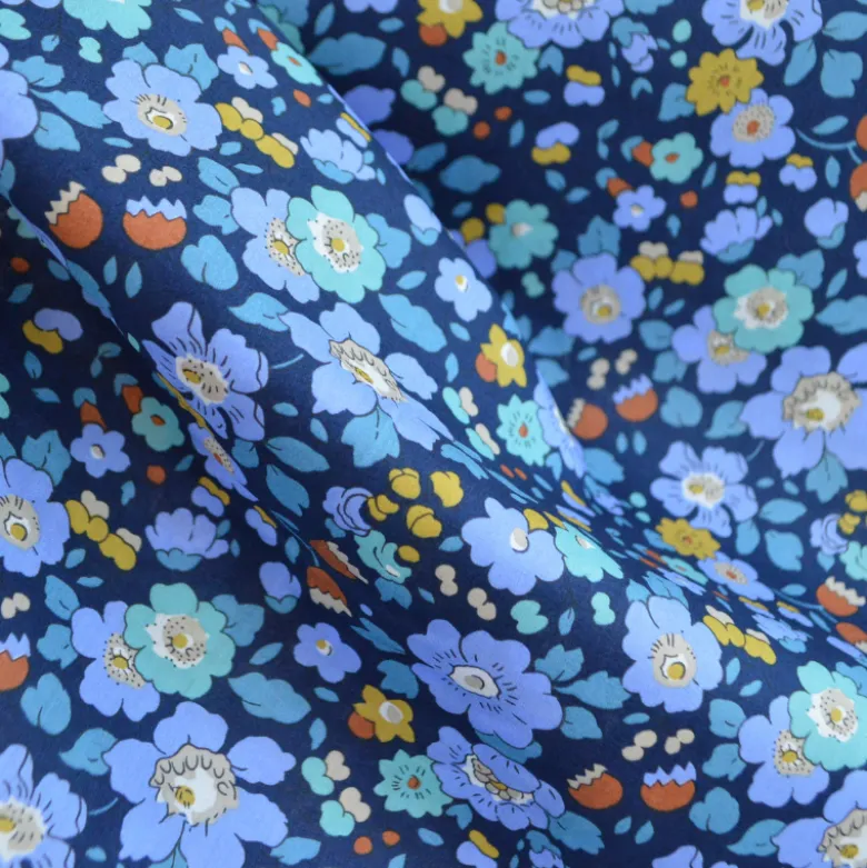 Tissu Liberty of London - Betsy Meadow bleu marine