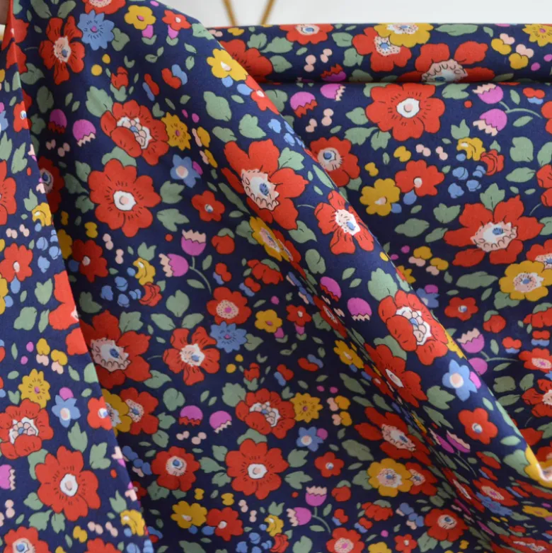 Tissu Liberty of London - Betsy Meadow Ultra marine