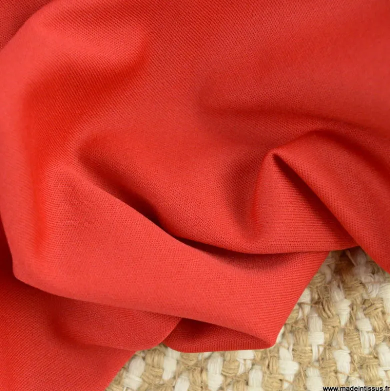 Tissu maille jersey interlock polyester rouge