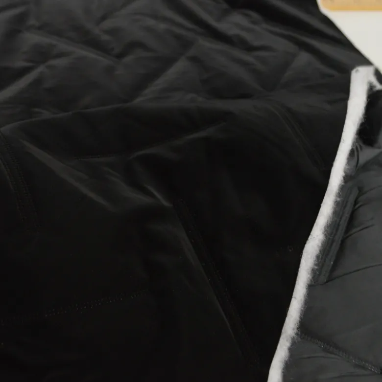 Tissu matelassé Mila Noir