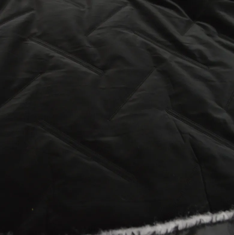 Tissu matelassé Mila Noir