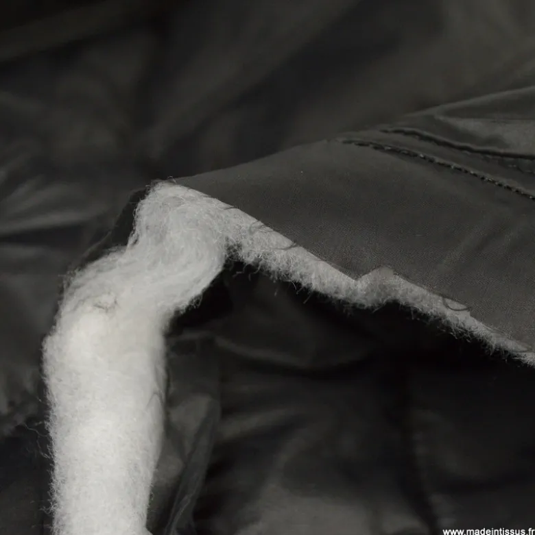 Tissu Matelassé rayures pour doudoune Noir