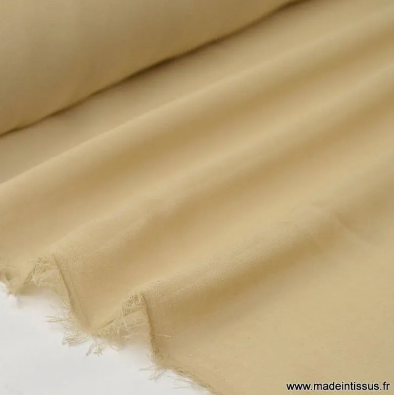 Tissu Mousseline coloris chair .