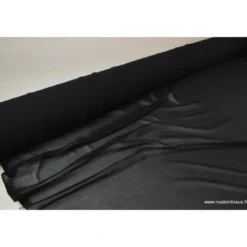 Tissu Mousseline coloris noir .