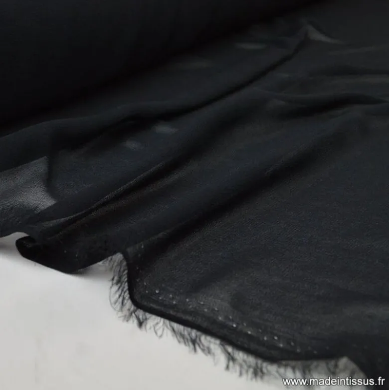 Tissu Mousseline coloris noir .