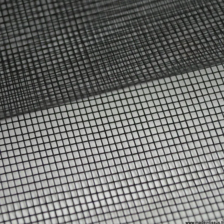 Tissu moustiquaire semi rigide enroulable Noire