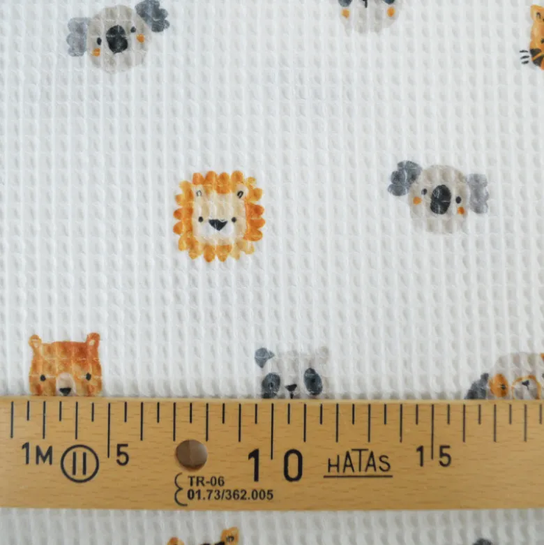 Tissu nid d'abeille motif animaux fond blanc - Poppy