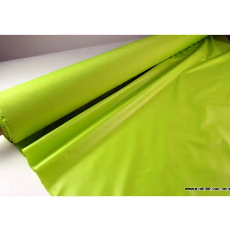 Tissu polyester anis déperlant pour parapluie .