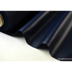 Tissu polyester marine déperlant pour parapluie .
