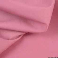 Tissu polyester sergine framboise pour robe de mariée et cocktail