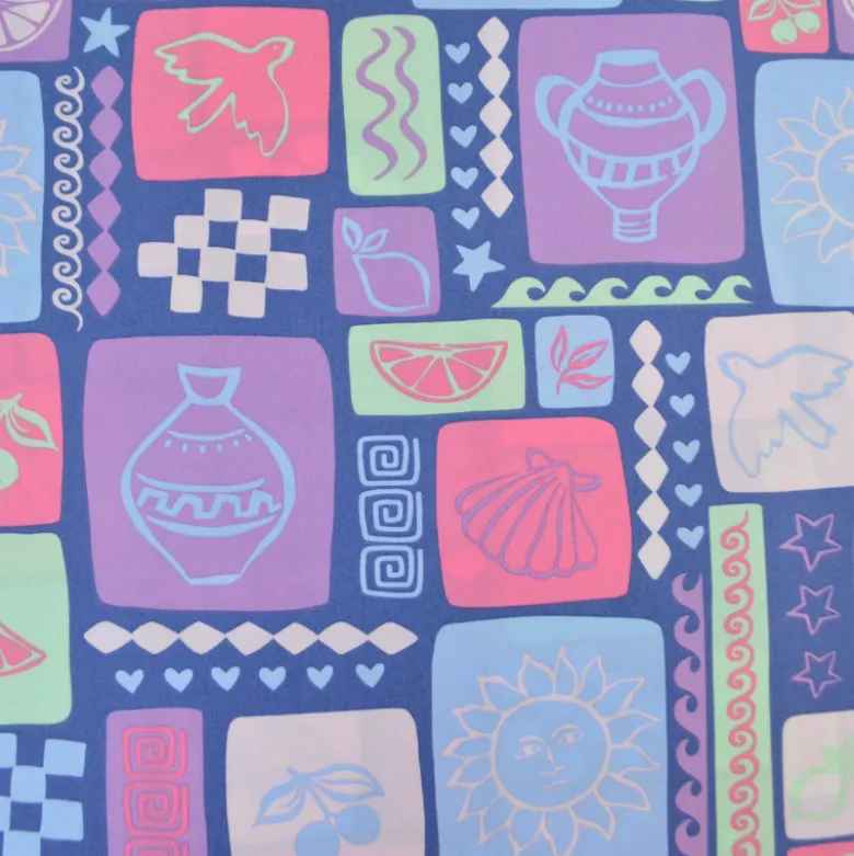 Tissu popeline de coton Poppy – motif patchwork d'été fond jean