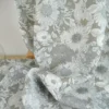 Tissu popeline de Tencel motif fleurs fond taupe