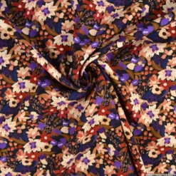 Tissu popeline de viscose Aozy - motif fleurs violettes fond noir