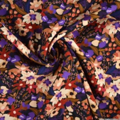 Tissu popeline de viscose Aozy - motif fleurs violettes fond noir