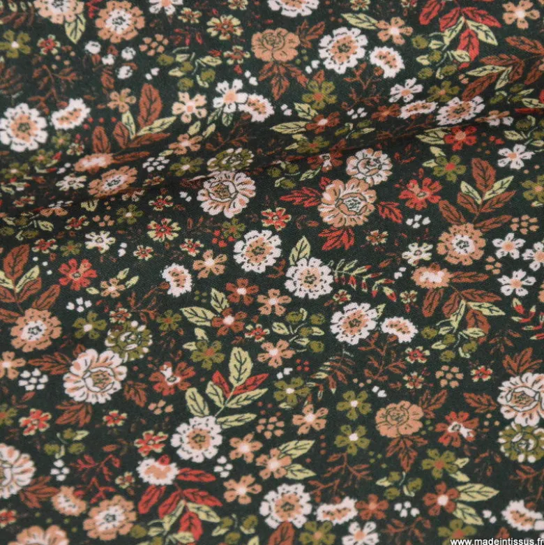 Tissu popeline de viscose Barbie motif fleurs roses fond vert