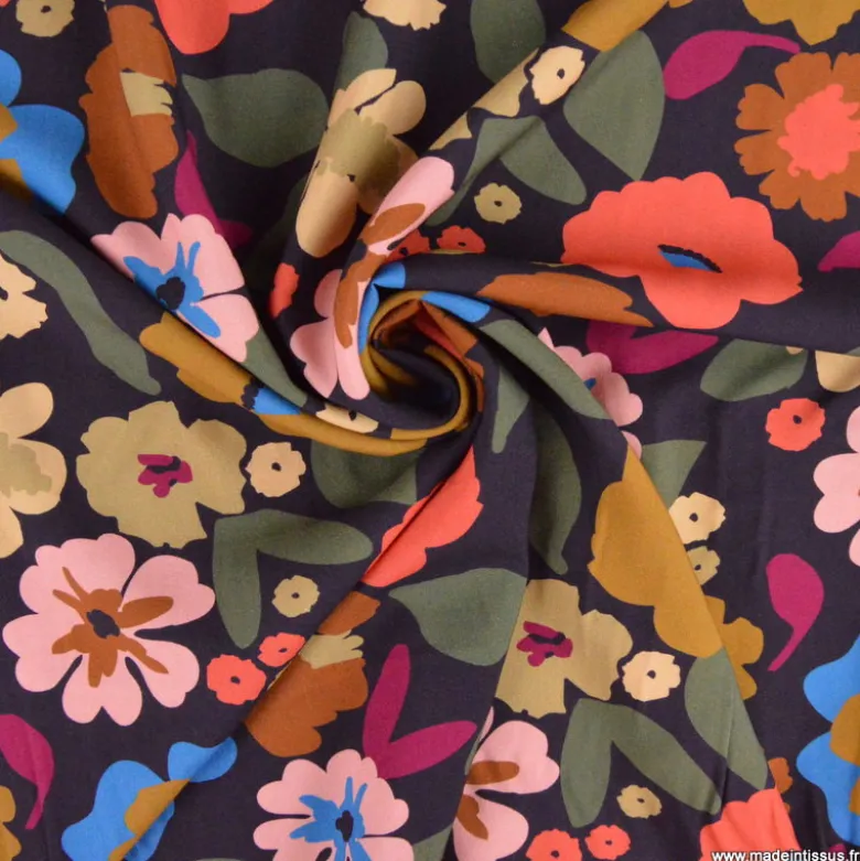 Tissu popeline de viscose Jano - motif fleurs Aubergine et cerise