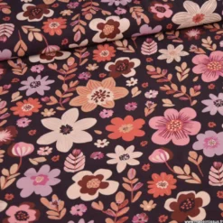 Tissu popeline de viscose Osaya motif fleurs roses fond bordeaux