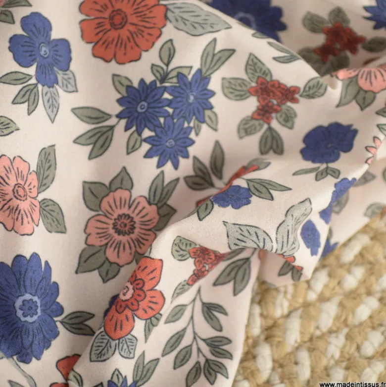 Tissu popeline Marion motif fleurs bleu et brique fond ecru - exclusif