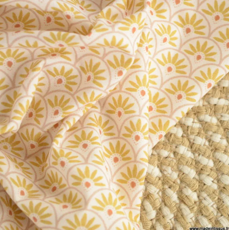 Tissu popeline motif écailles Moutarde et brique - exclusif