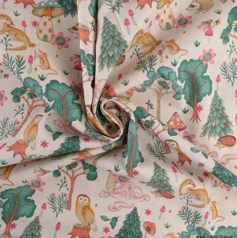 Tissu Poppy popeline motif animaux de la foret enchantée fond beige - OEKO TEX
