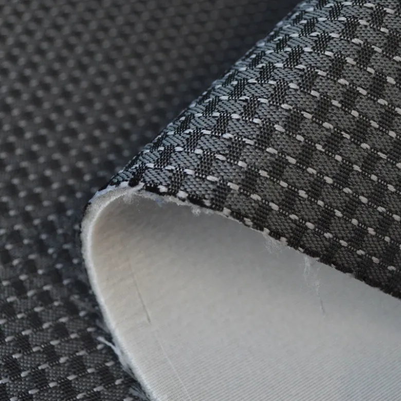 Tissu pour siège auto damier gris clair et noir